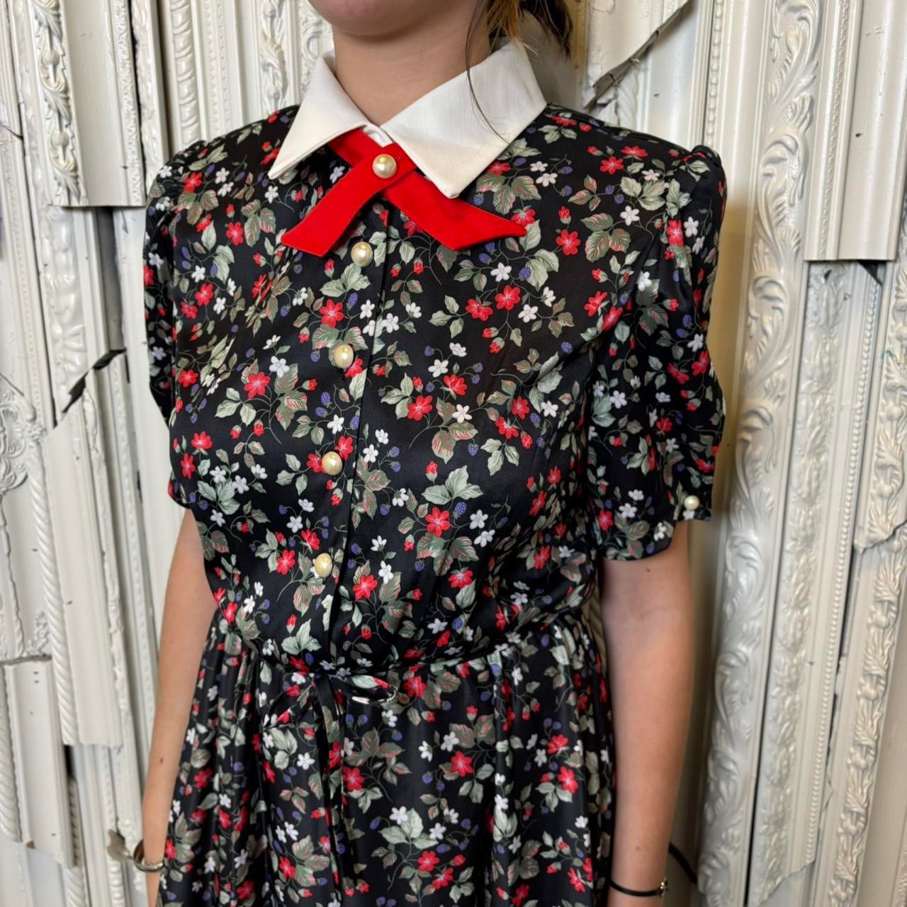 Whirlaway Frocks floral print collared button down midi dress