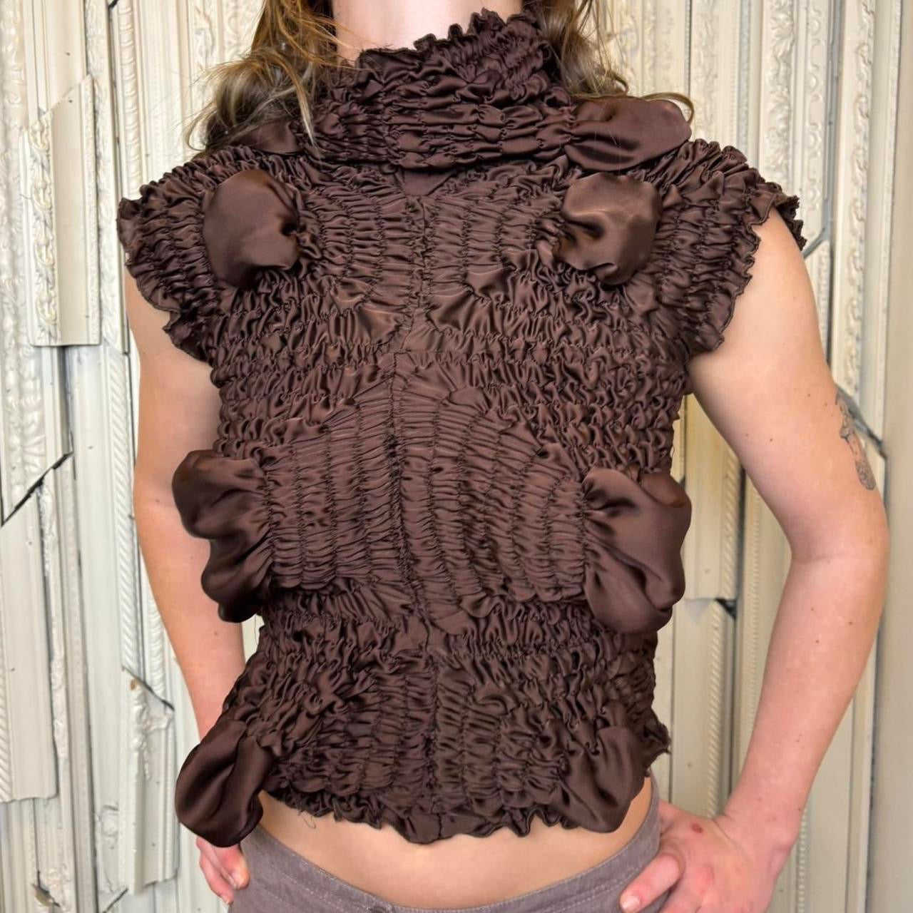 Feben brown twist sleeveless shirred blouse in sleeveless blouse