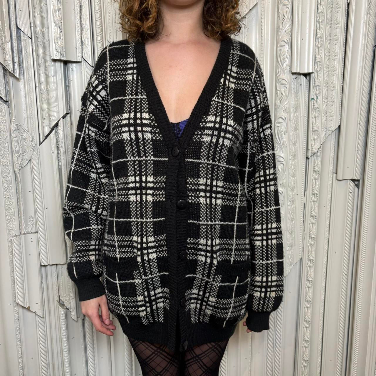 Ms. Organically Grown vintage 100% acrylic black and white plaid button down cardigan