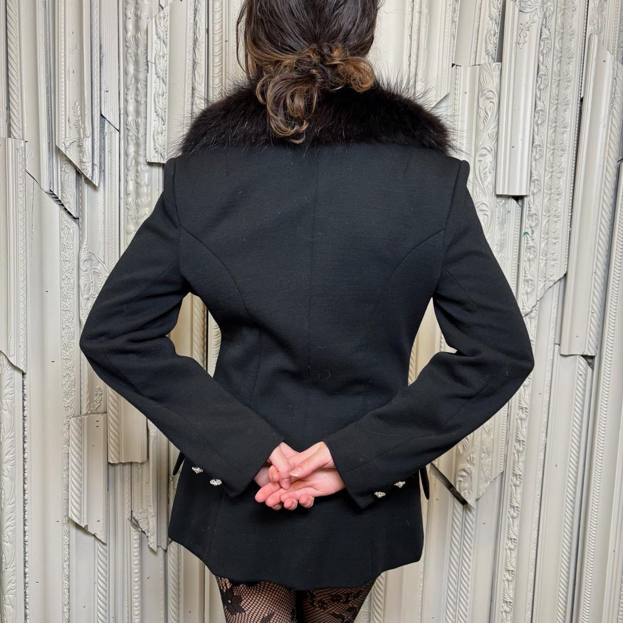 Junior Accent Union made black blazer with fur collar