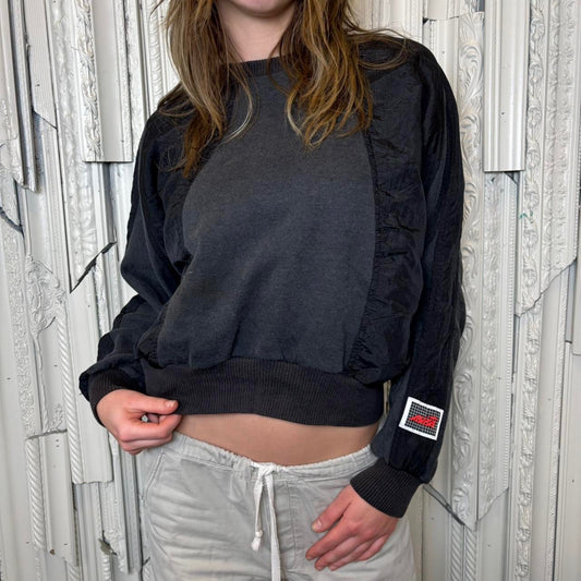 Avia 80s grey and black paneled crewneck