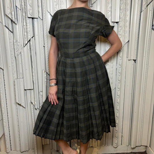 60s green/blue plaid short sleeve pleated dress