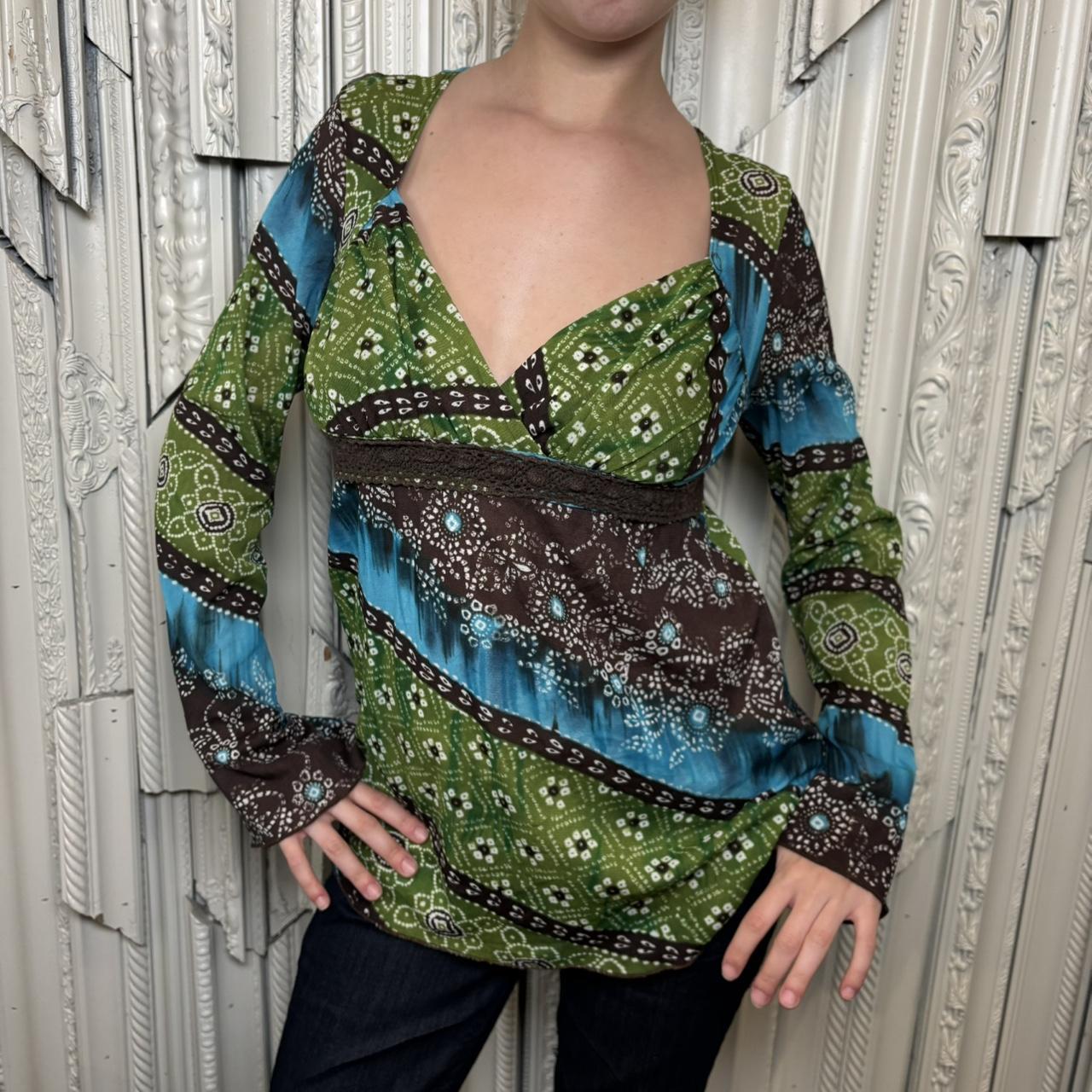 Muarices blue and green floral print v neck bell sleeve top