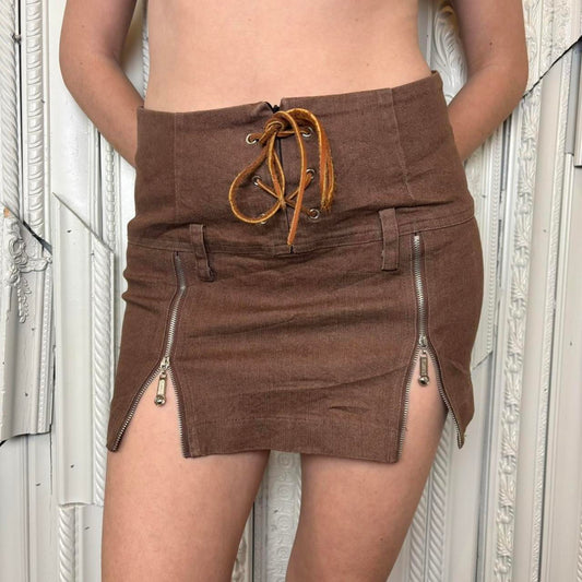 Y2k brown mini skirt with zippers and lace up detailing