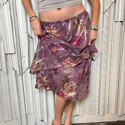 R&M Richards 90s purple floral print tiered ruffle midi skirt