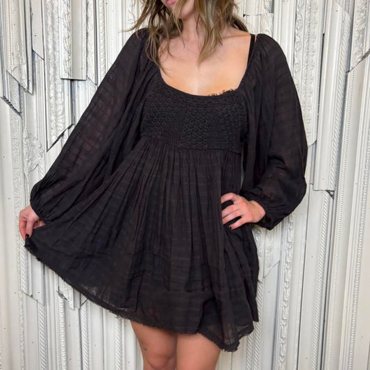 Free People deadstock black babydoll mini dress with puff