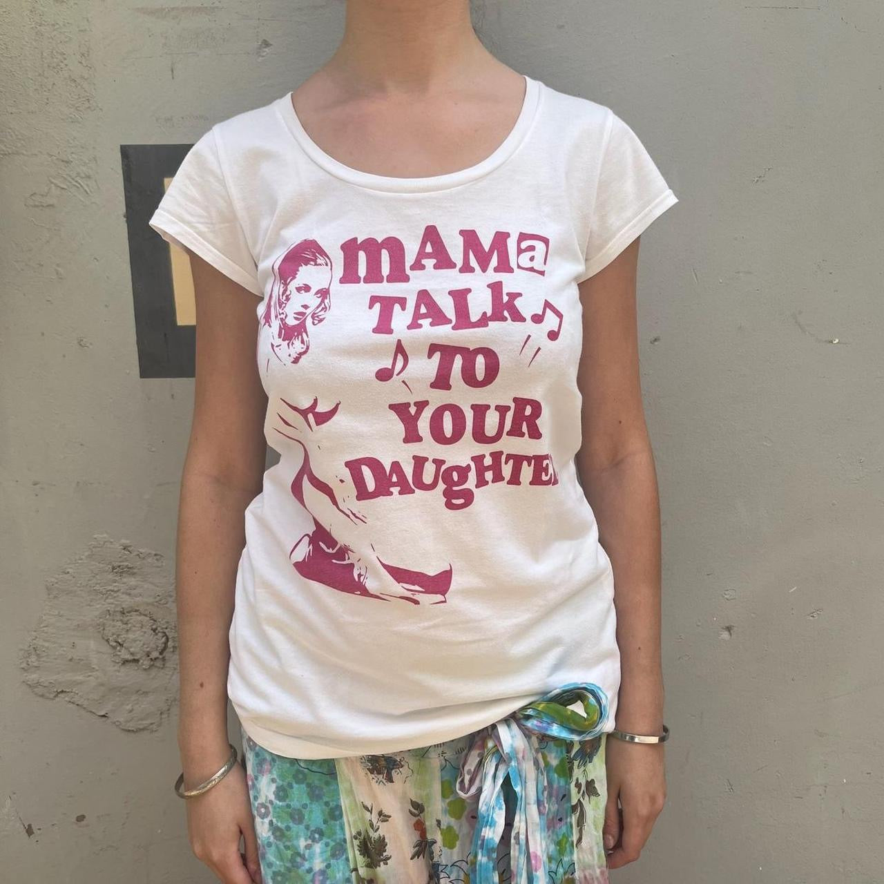 Hysteric Glamour white and pink graphic fitted tee “Mama talk to your daughter”