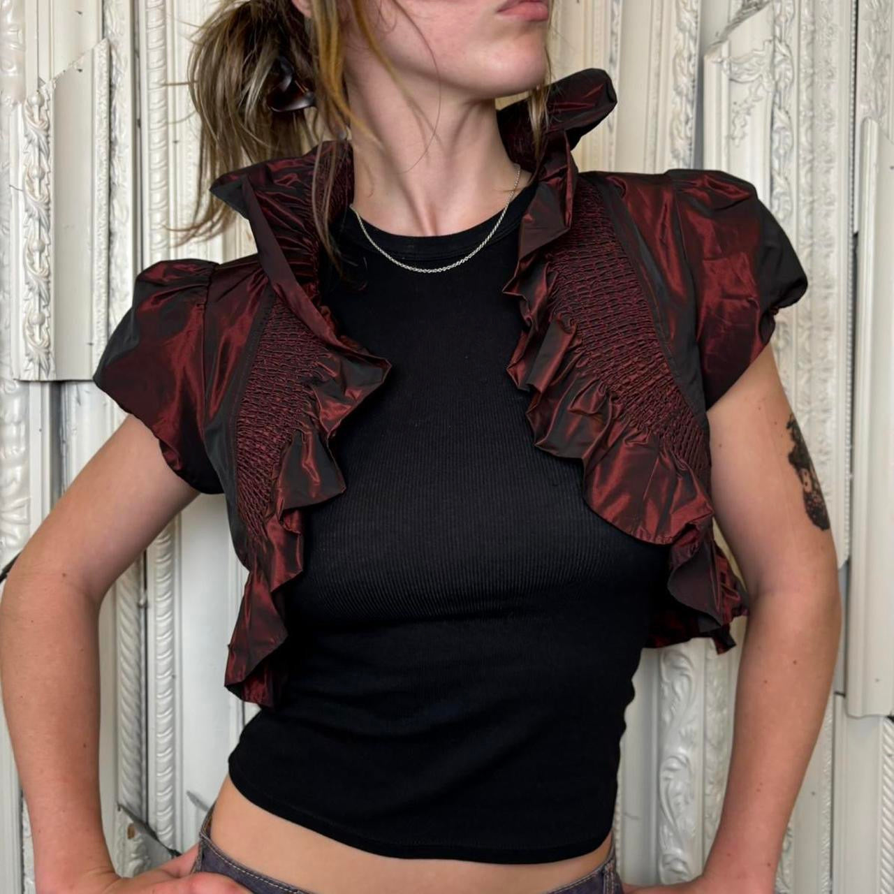 Forever 21 y2k red/black polyester shrug bolero