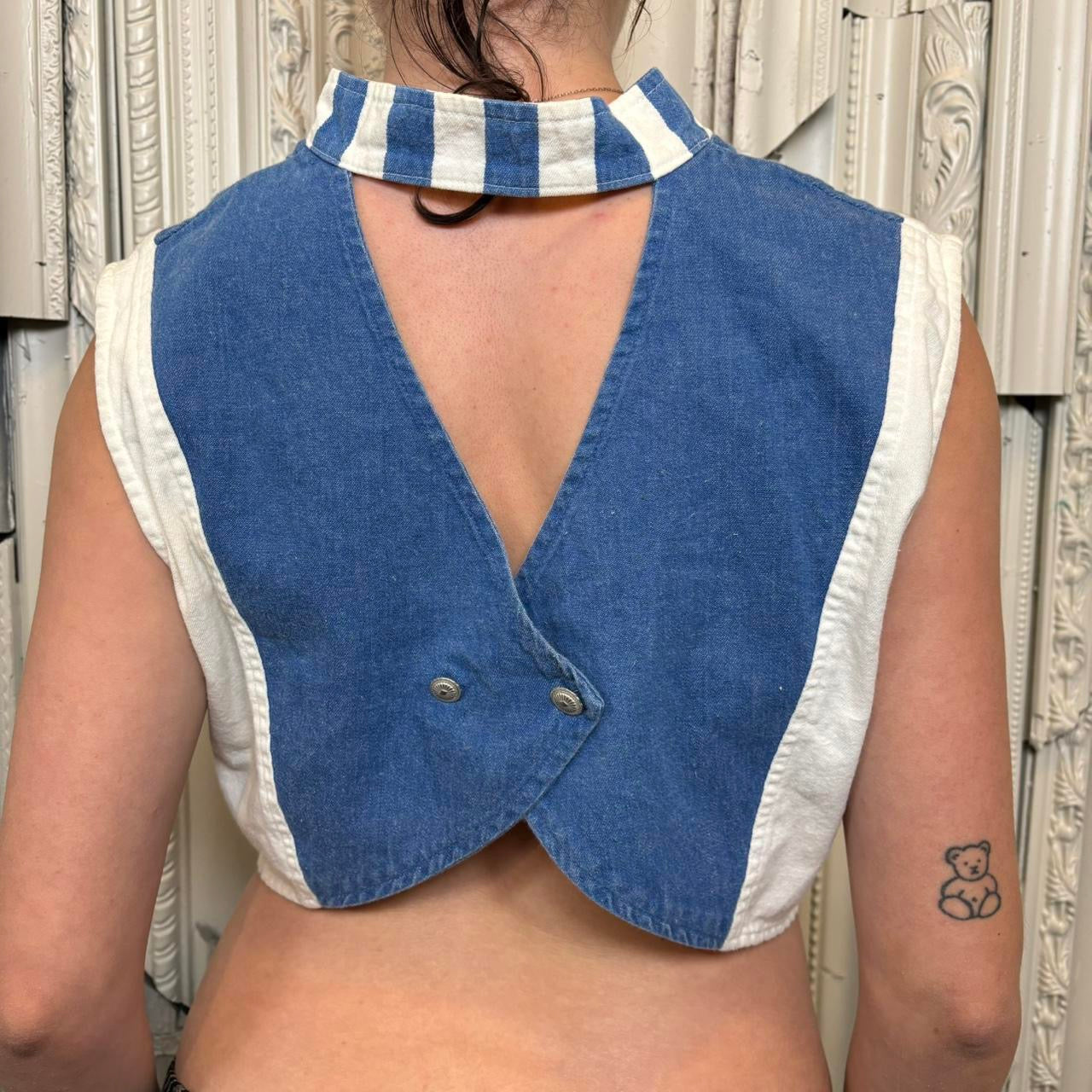 Roper 80s blue and white color block cropped “sailor” style vest