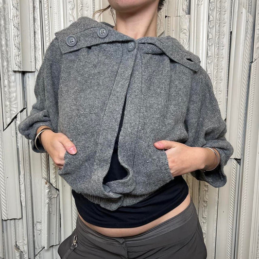 Blushed Y2K grey cropped knit sweater